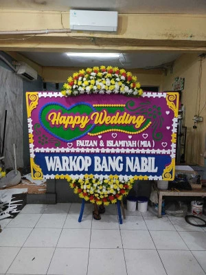 Papan Bunga di Demangsari Ayah